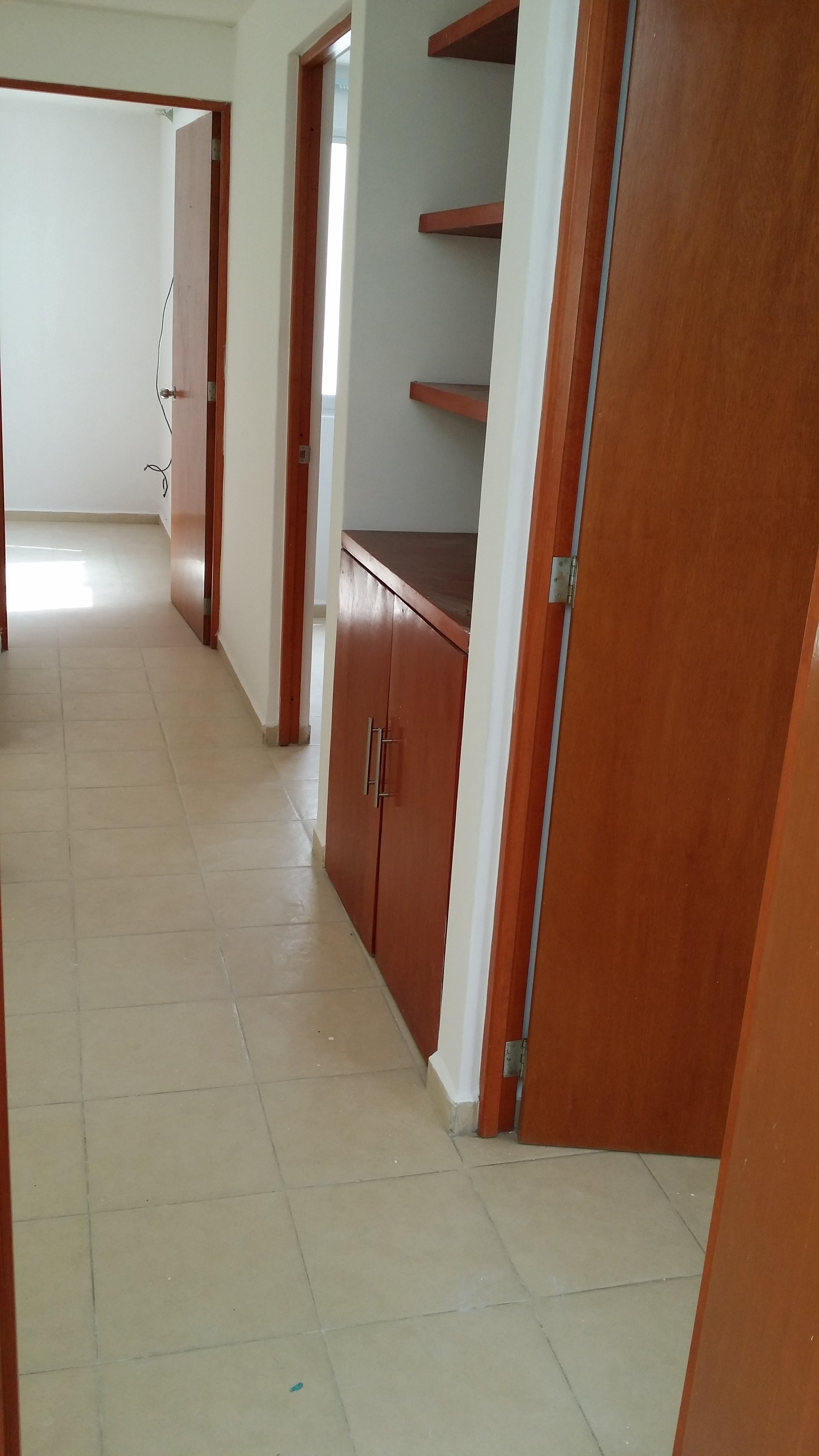 EL ROSEDAL SAN LUIS POTOSI, BONITA CASA EN RENTA TODOS LOS SERVICIOS. A 15 MINUTOS DEL CENTRO